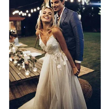 בוהו שמלת החתונה 2019 חם Appliqued עם פרחים טול קו סקסי ללא משענת החוף כלה שמלת חתונה שמלת משלוח חינם